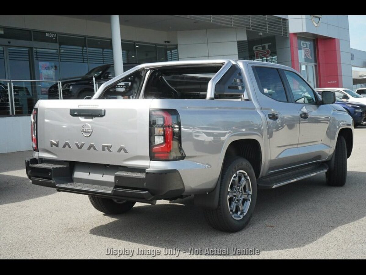 2026 Nissan Navara ST-X Pick-up Super 4WD Utility (Summit Silver) New Car