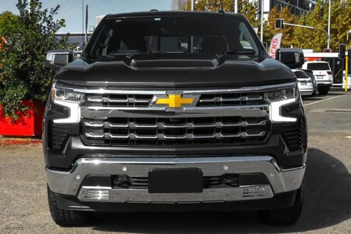 2025 Chevrolet Silverado T1 MY25 1500 LTZ Premium Pickup Crew Cab W/Tech Pack Black 10 Speed