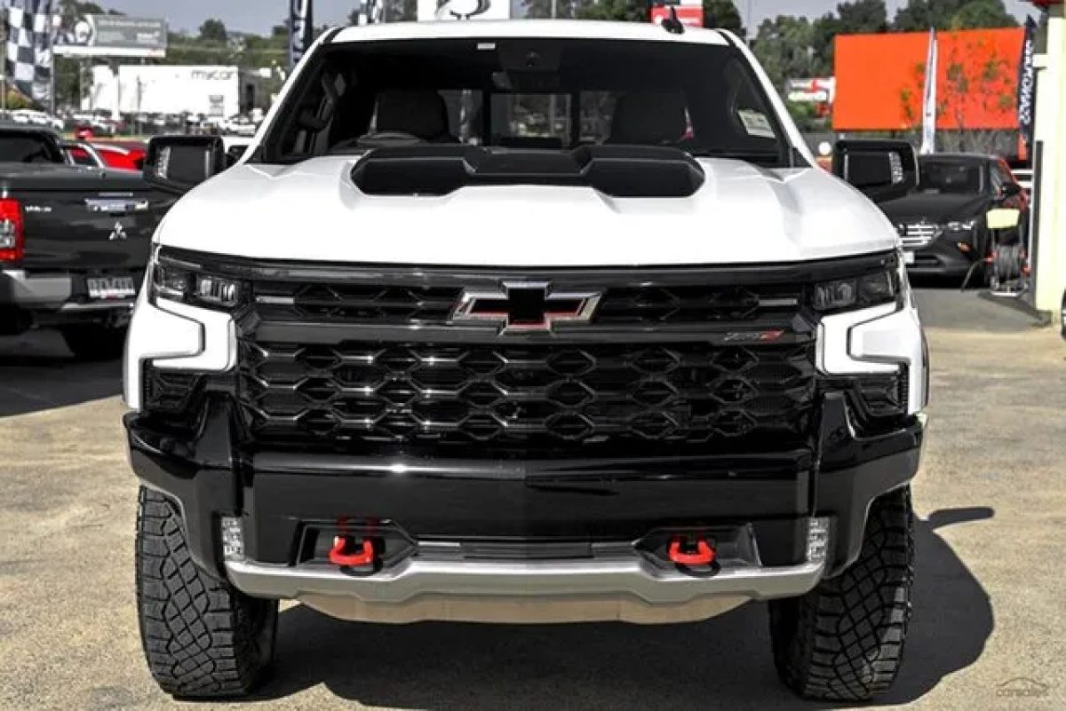 2026 Chevrolet Silverado T1 MY26 1500 ZR2 Pickup Crew Cab W/Tech Pack Polar White Tricoat 10 Speed
