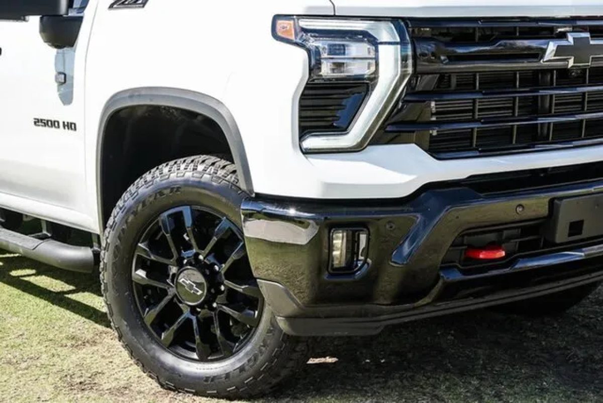 2026 Chevrolet Silverado HD T1 MY26 LTZ Premium Pickup Crew Cab W/Tech Pack Summit White 10 Speed