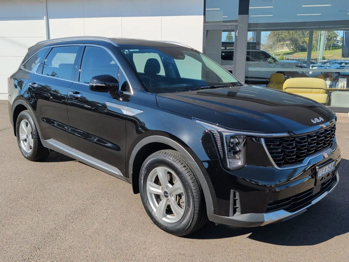 2023 Kia Sorento MQ4 PE MY24 S 7 Seat Wagon $39,880 Excluding Government Charges .st0{fill:#656565;} .st1{fill:#FFFFFF;} +3 Good Fuel Economy Long Range 7 Seats ~$101 Cost to fill at $1.50/L ~1,116km Average per tank Fuel Type Diesel Fuel Efficiency 6L /