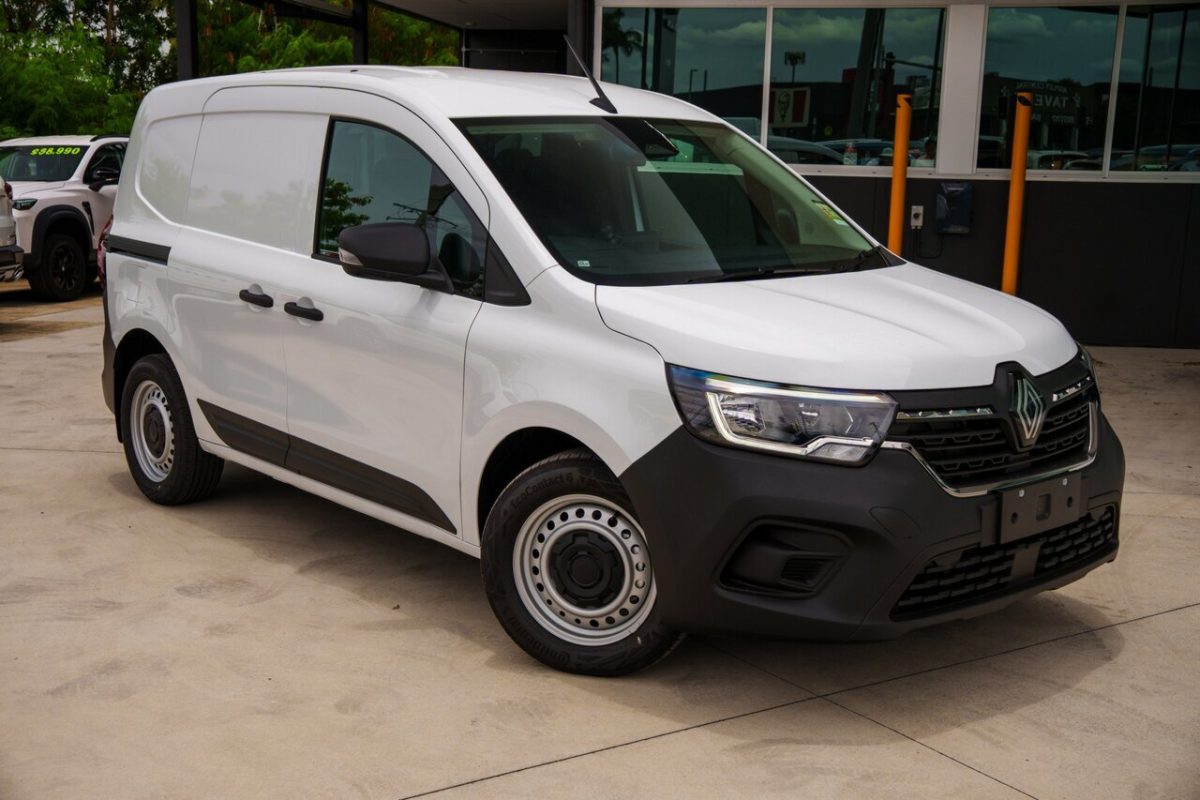 2023 Hyundai Staria Load Premium
