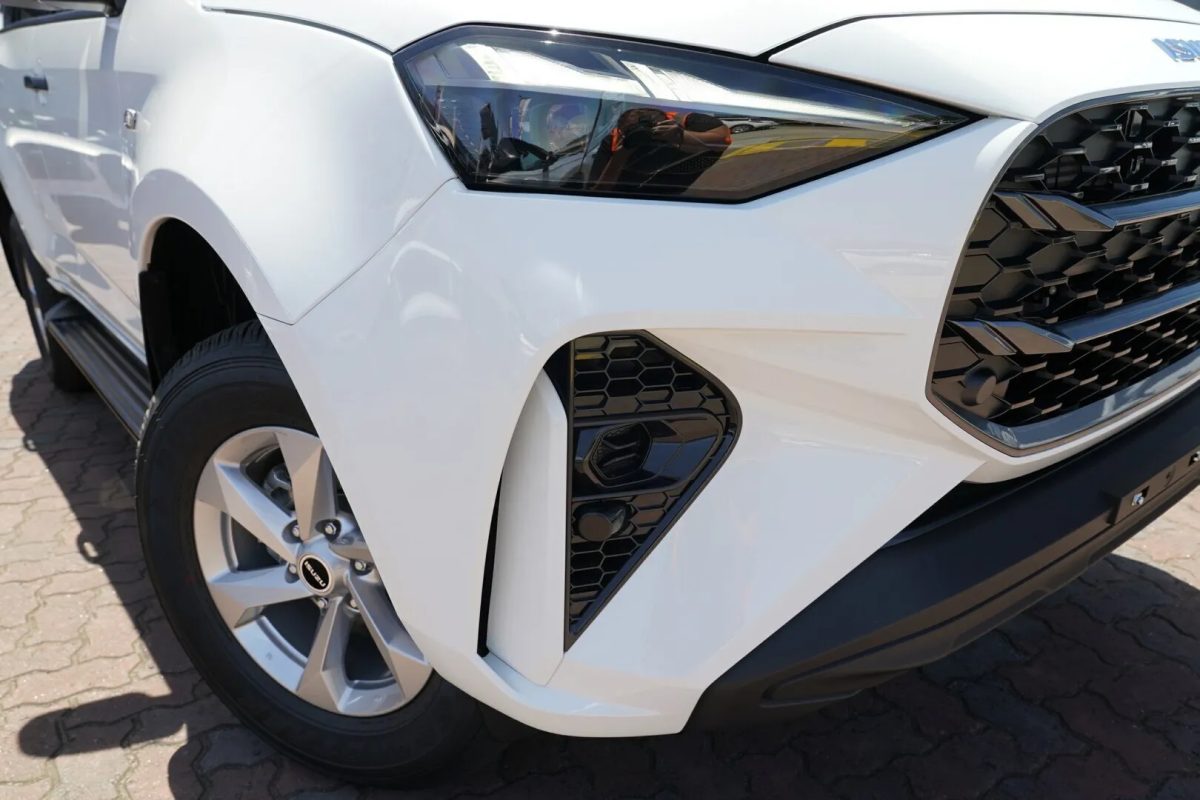 2026 Isuzu MU-X RJ MY25.5 LS-M Rev-Tronic Mineral White 6 Speed Sports Automatic Wagon