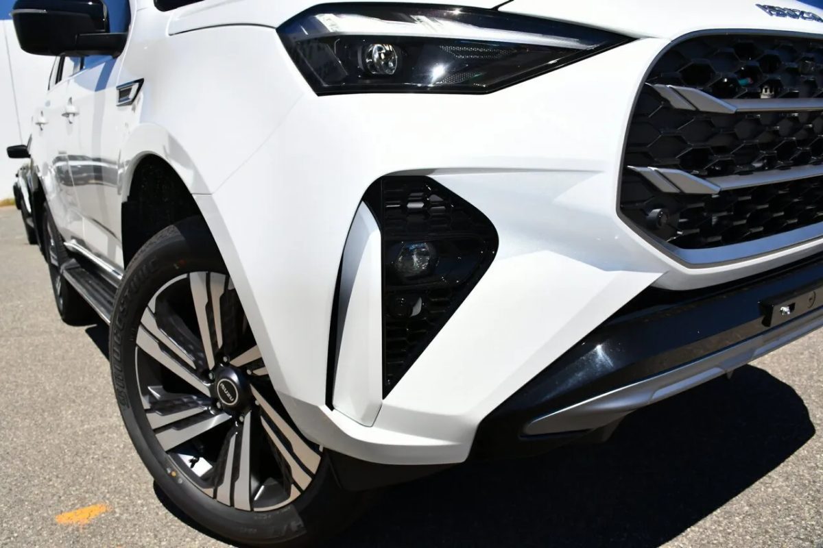 2026 Isuzu MU-X RJ MY25.5 LS-T Rev-Tronic Mineral White 8 Speed Sports Automatic Wagon