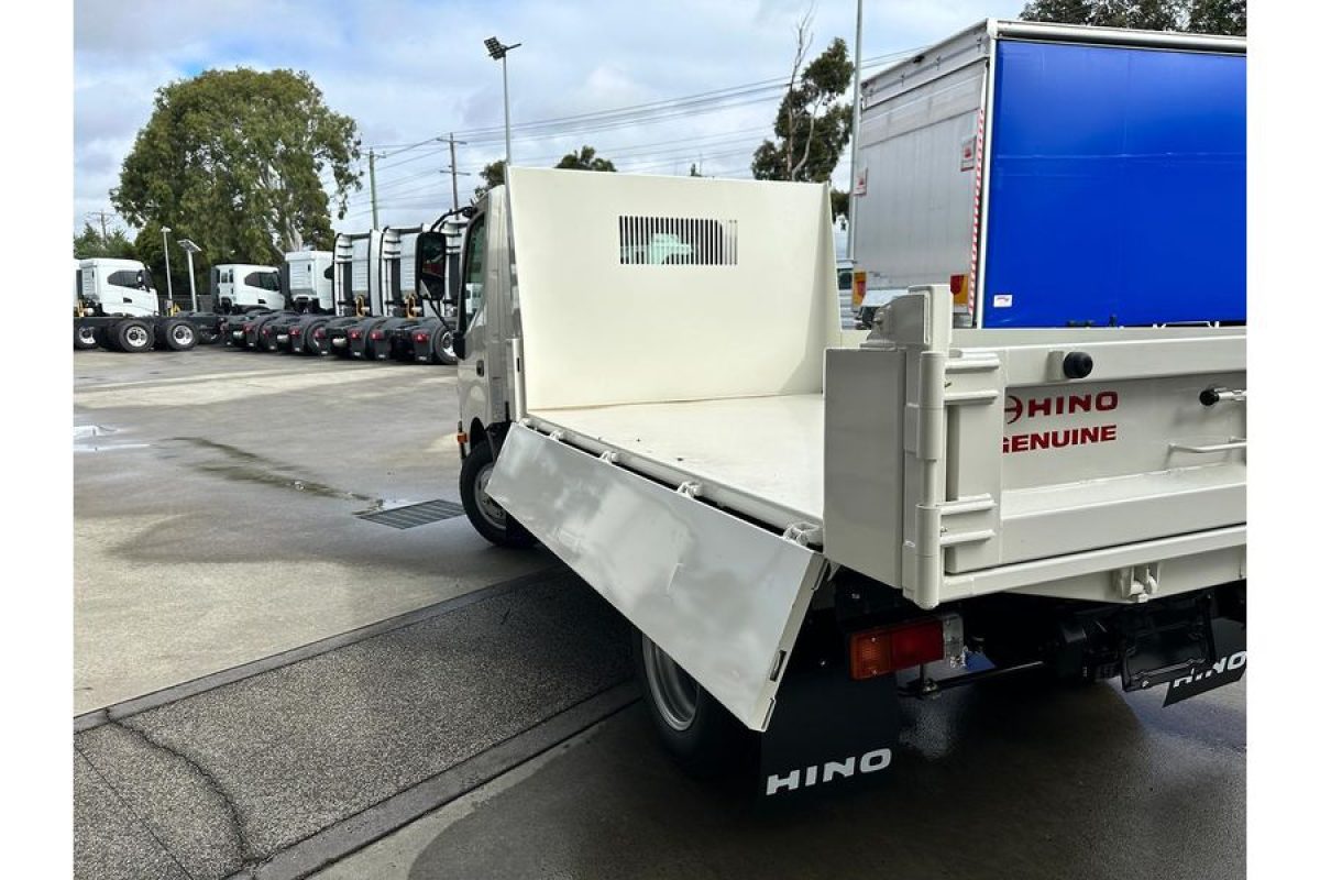 2026 Hino 300 Series 616 Tipper Pro Tipper (White)
