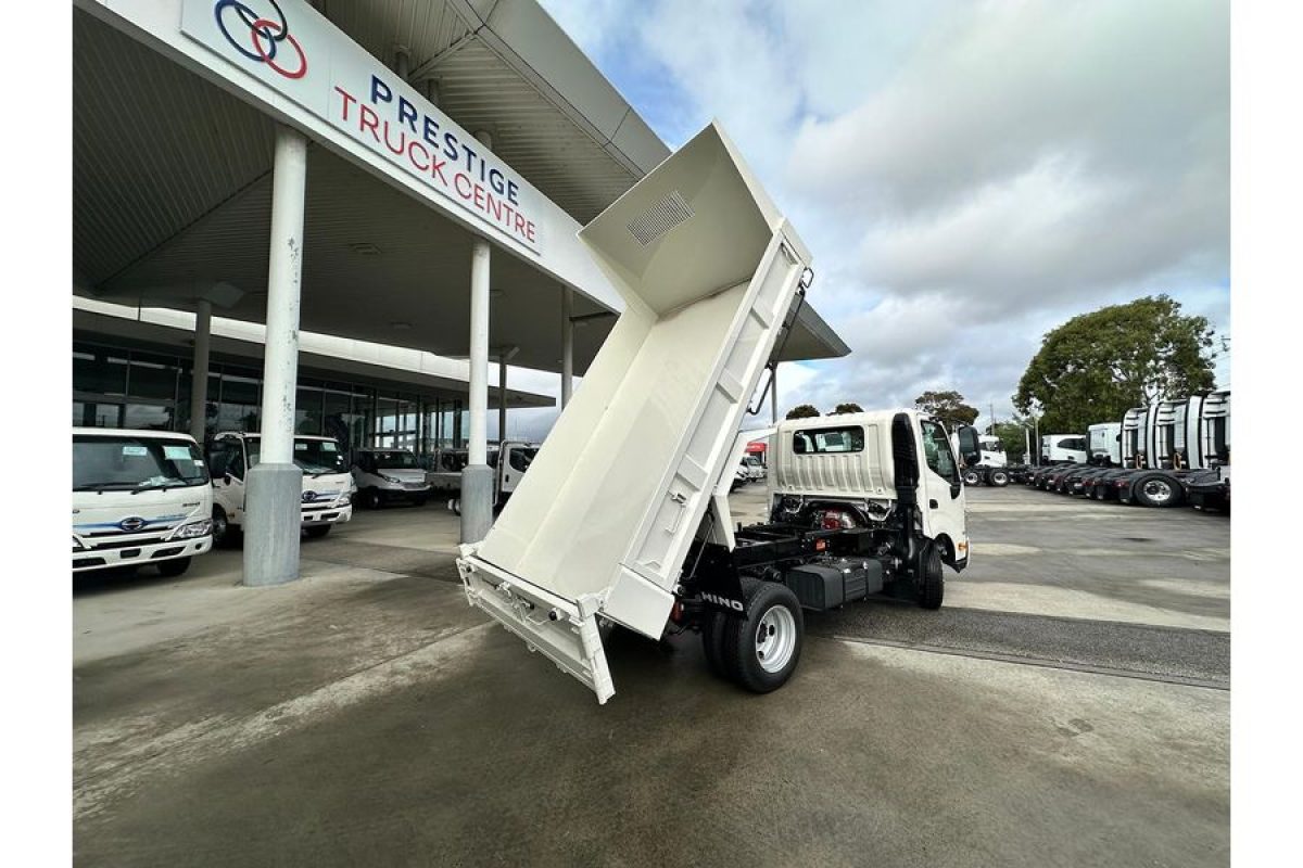2026 Hino 300 Series 616 Tipper Pro Tipper (White)