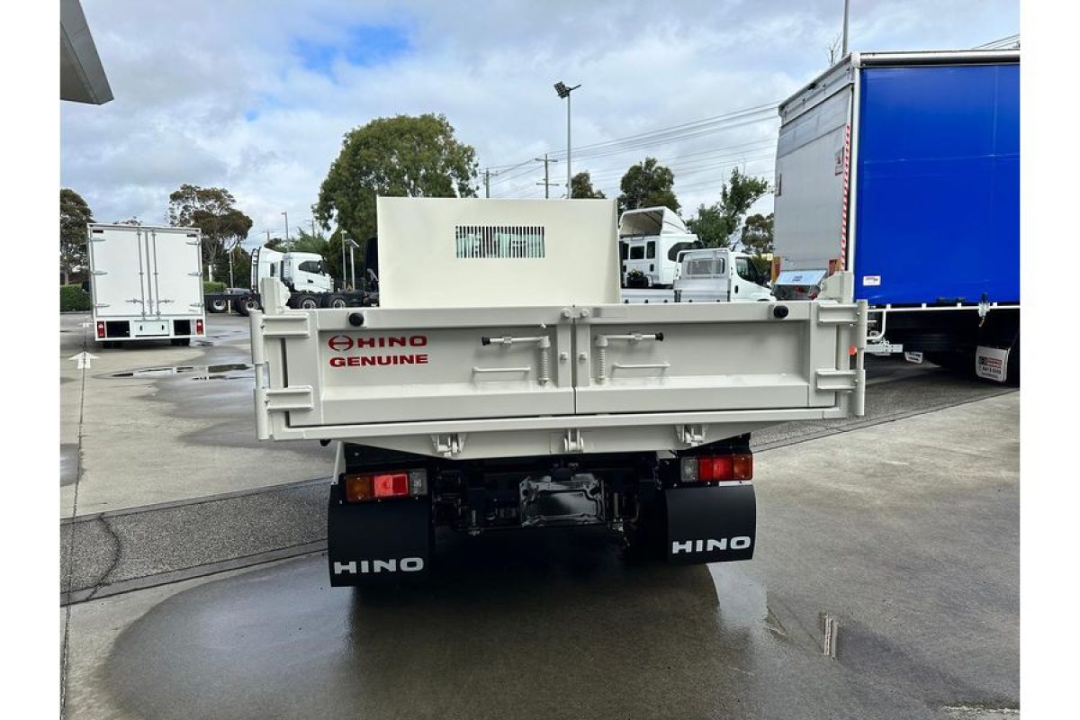 2026 Hino 300 Series 616 Tipper Pro Tipper (White)