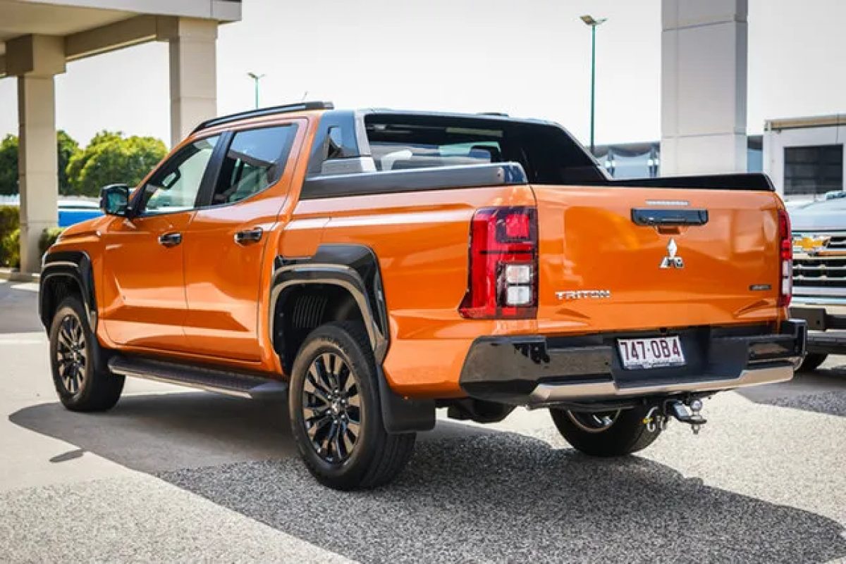 2025 Mitsubishi Triton MV MY25 GSR Pick-up Double Cab 4x4 Orange 6 Speed Sports Automatic Utility