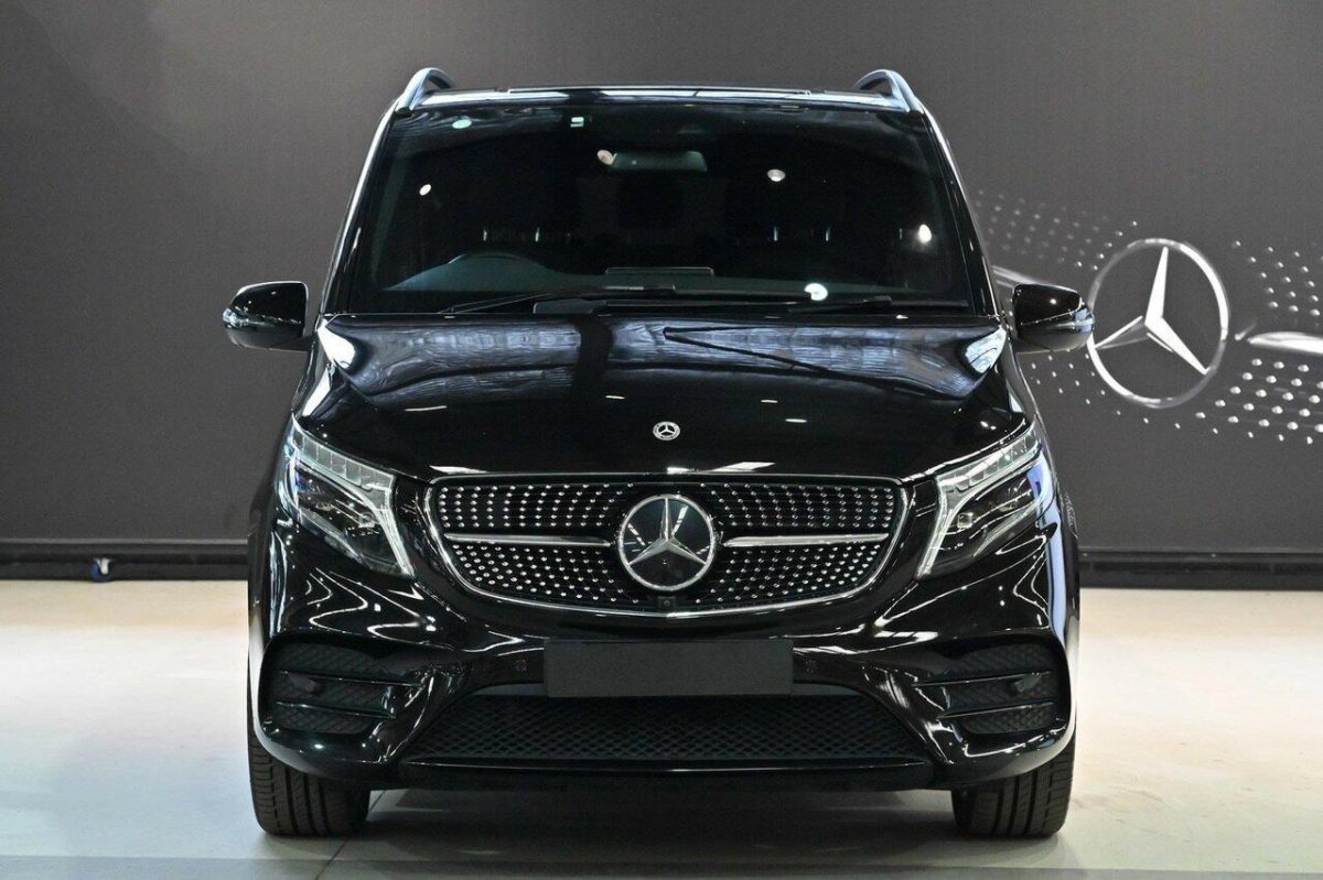 2022 Mercedes-Benz V-Class V300 d AMG Avantgarde Medium Wheelbase Auto