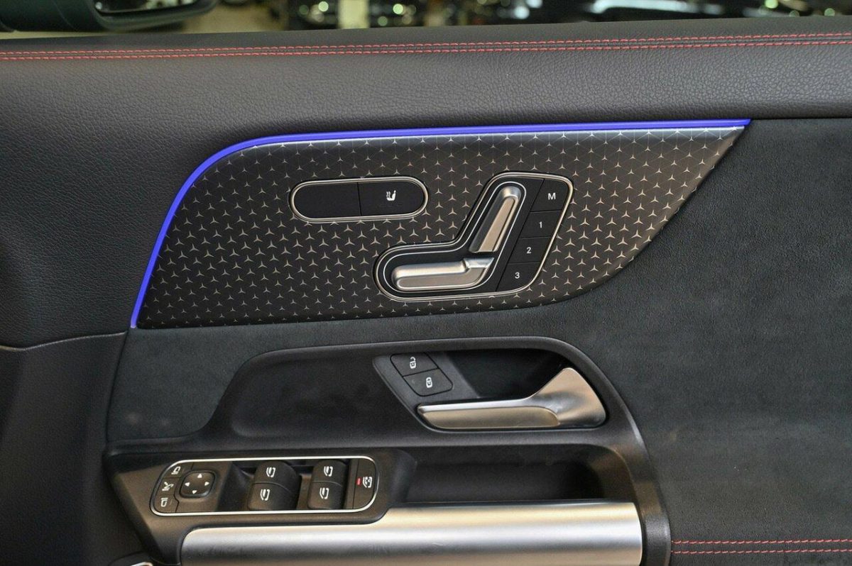 2025 Mercedes-Benz GLA-Class GLA200 Auto