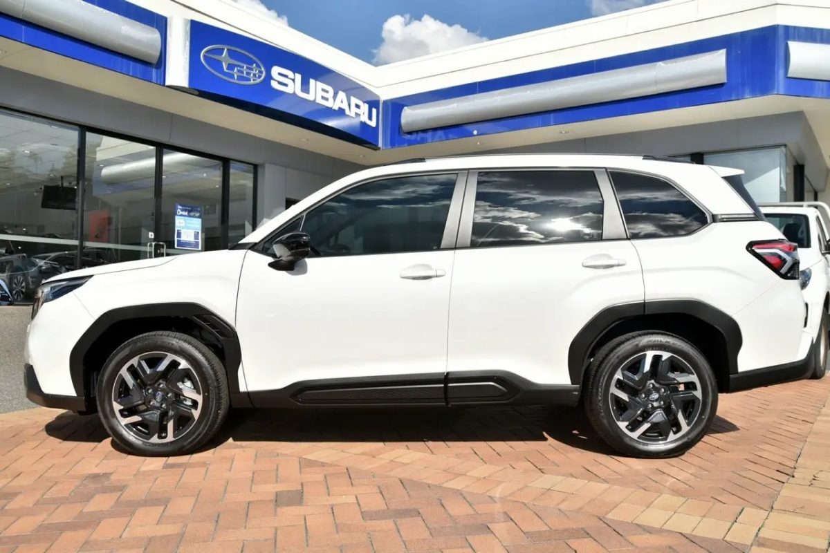 2025 Subaru Forester S6 MY26 Touring CVT AWD White 8 Speed Constant Variable Wagon