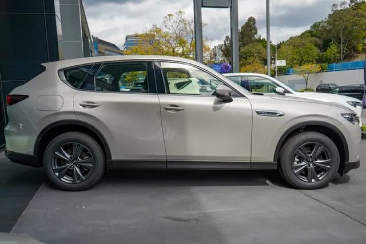 2025 Mazda CX-60 KH0HB P50e Skyactiv-Drive i-ACTIV AWD Pure Platinum Quartz 8 Speed