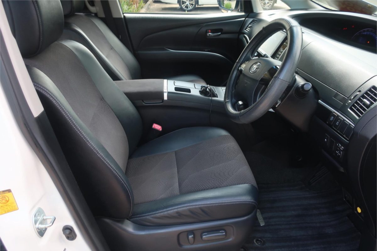 2014 TOYOTA ESTIMA AERAS HYBRID 7 SEATS 3