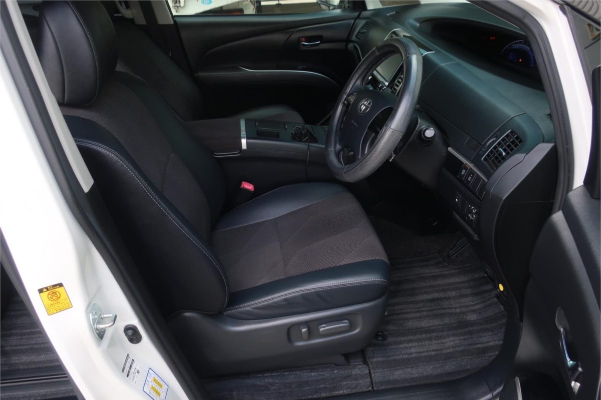 2014 TOYOTA ESTIMA AERAS HYBRID 7 SEATS 3