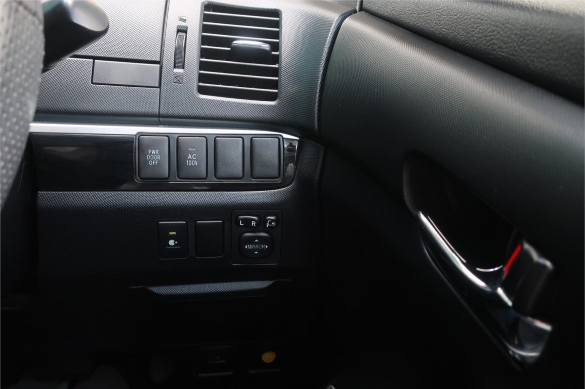 2014 TOYOTA ESTIMA AERAS HYBRID 7 SEATS 3