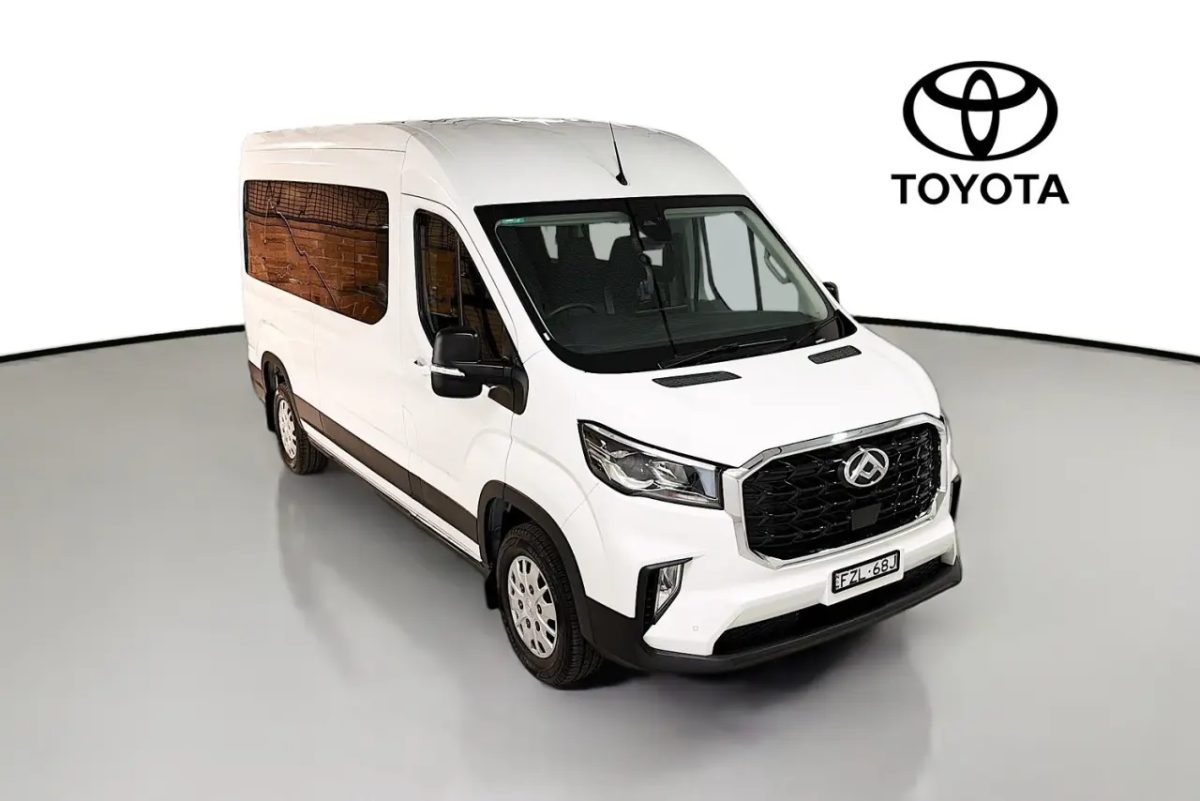 2026 LDV Deliver 9LWB Mid Roof Bus Rear Wheel Drive Automatic $52,990 # 2,814km 2026 2.0L Located at: Sales & ServiceR03779EnquireSee Details