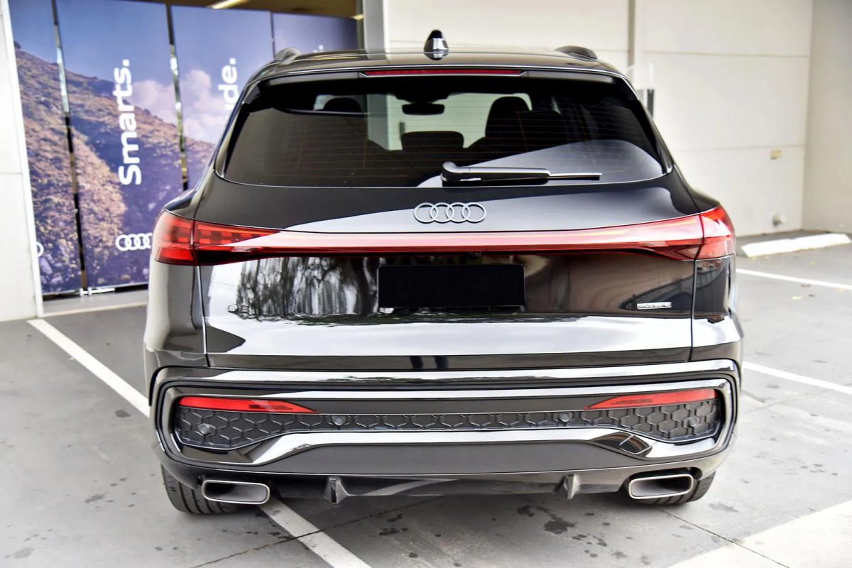 Audi Q5 SUV e-hybrid quattro S tronic