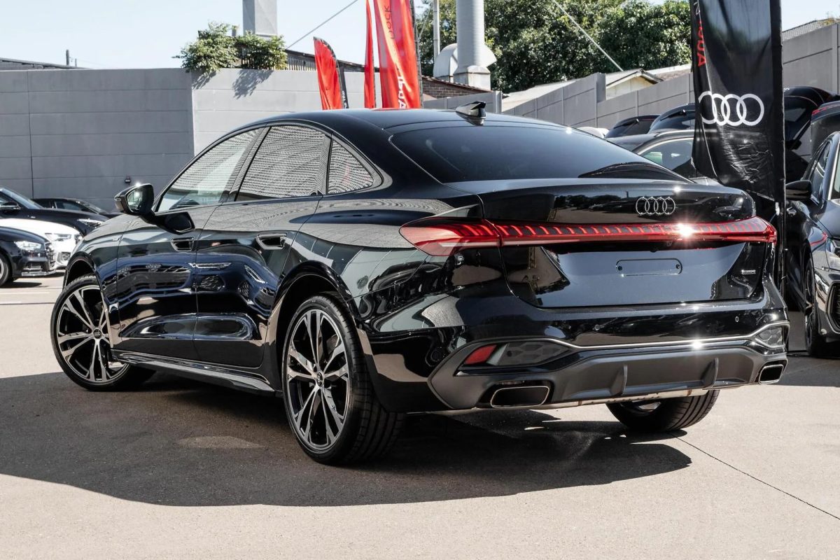 Audi A5 Sedan TFSI 200 kW quattro S tronic