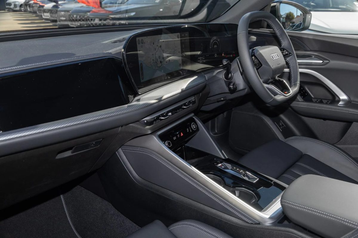 Audi Q5 SUV e-hybrid quattro S tronic