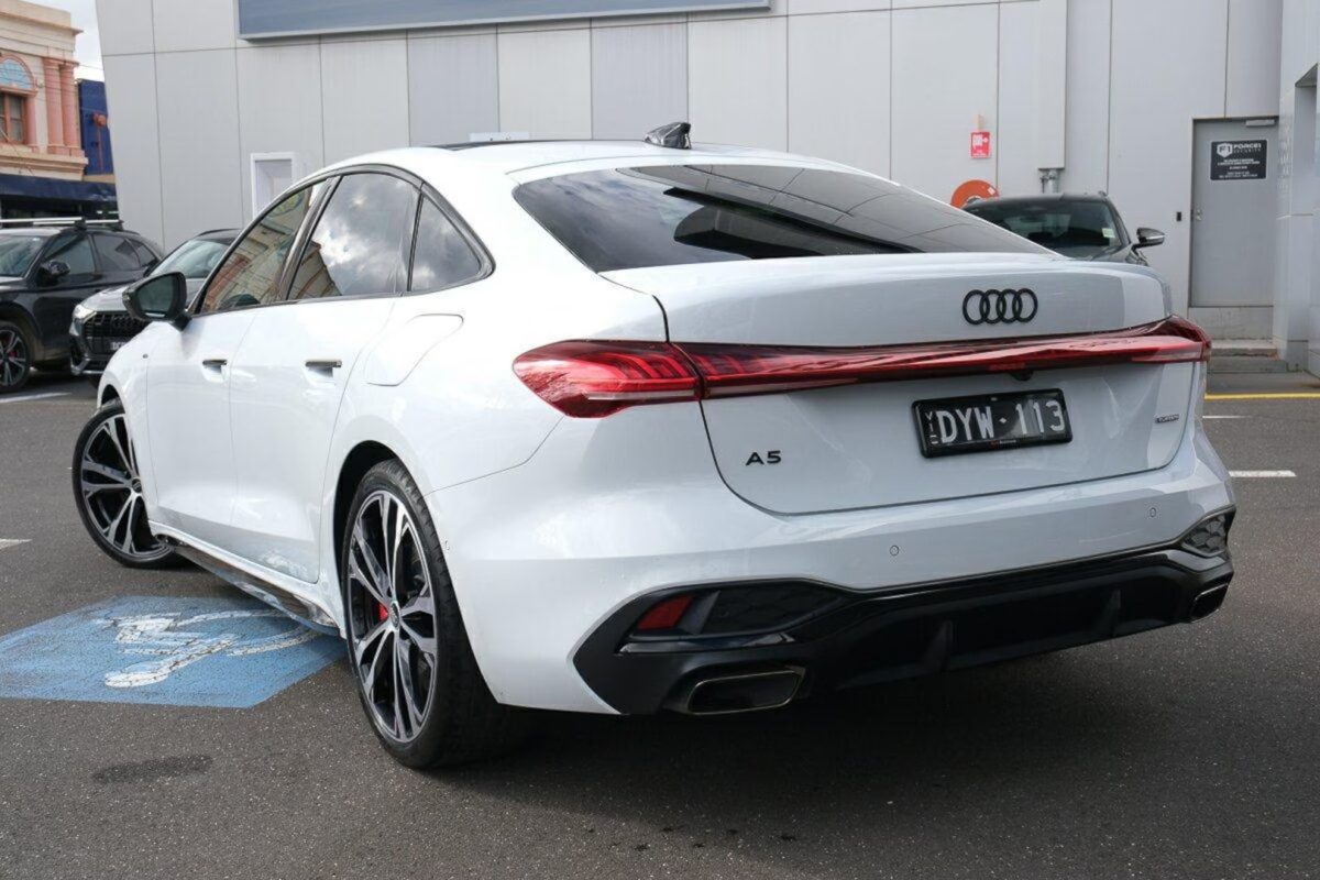 Audi A5 Sedan e-hybrid quattro 270 kW S tronic