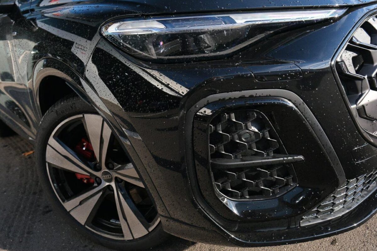 Audi Q5 SUV e-hybrid quattro S tronic