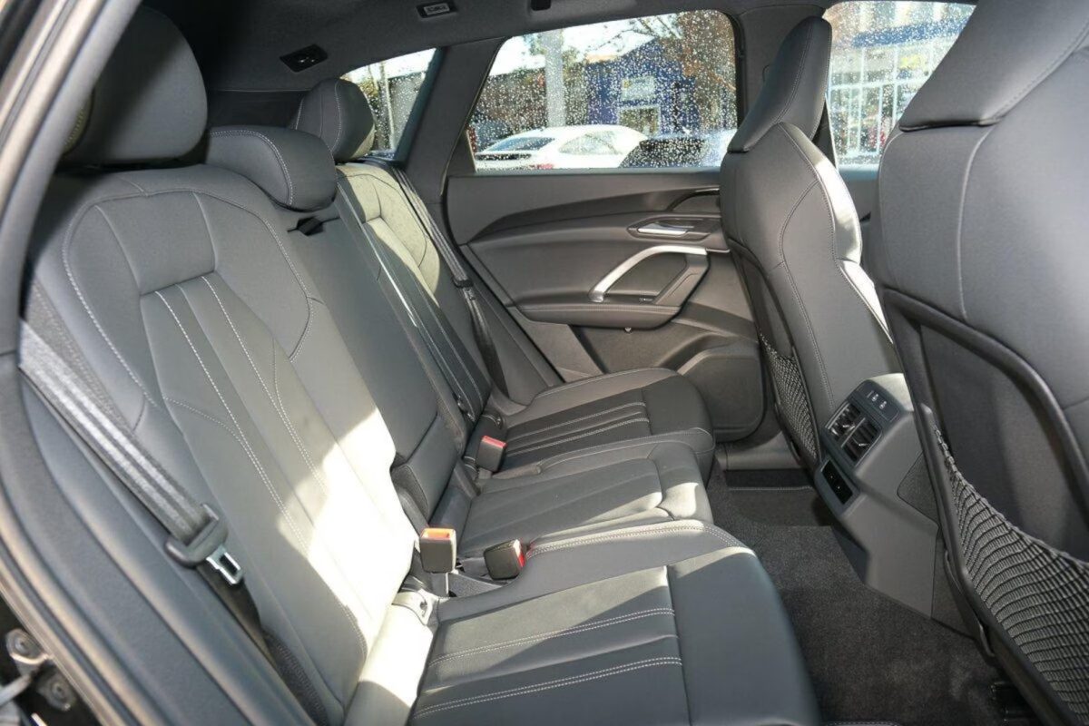 Audi Q5 SUV e-hybrid quattro S tronic