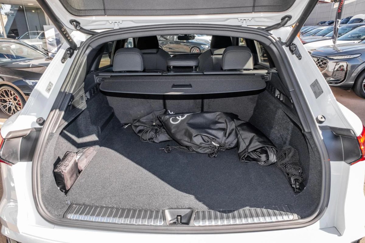 Audi Q5 SUV e-hybrid quattro S tronic
