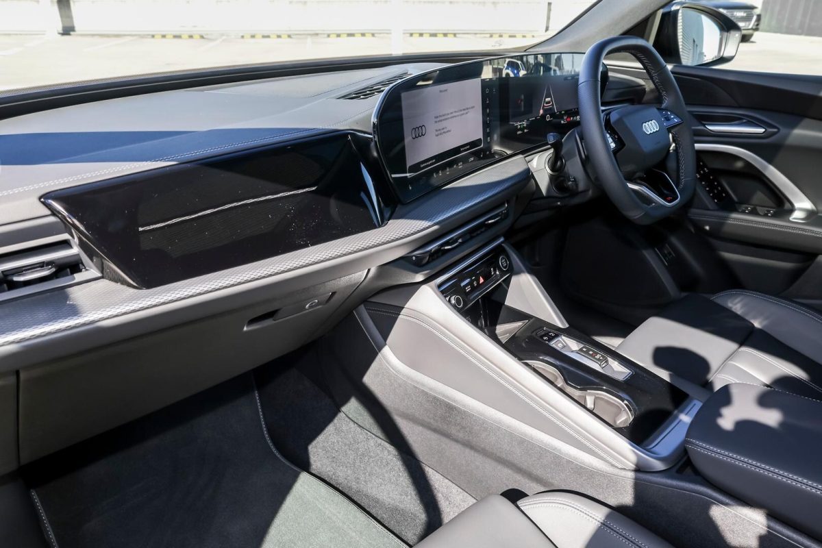 Audi Q5 SUV e-hybrid quattro S tronic