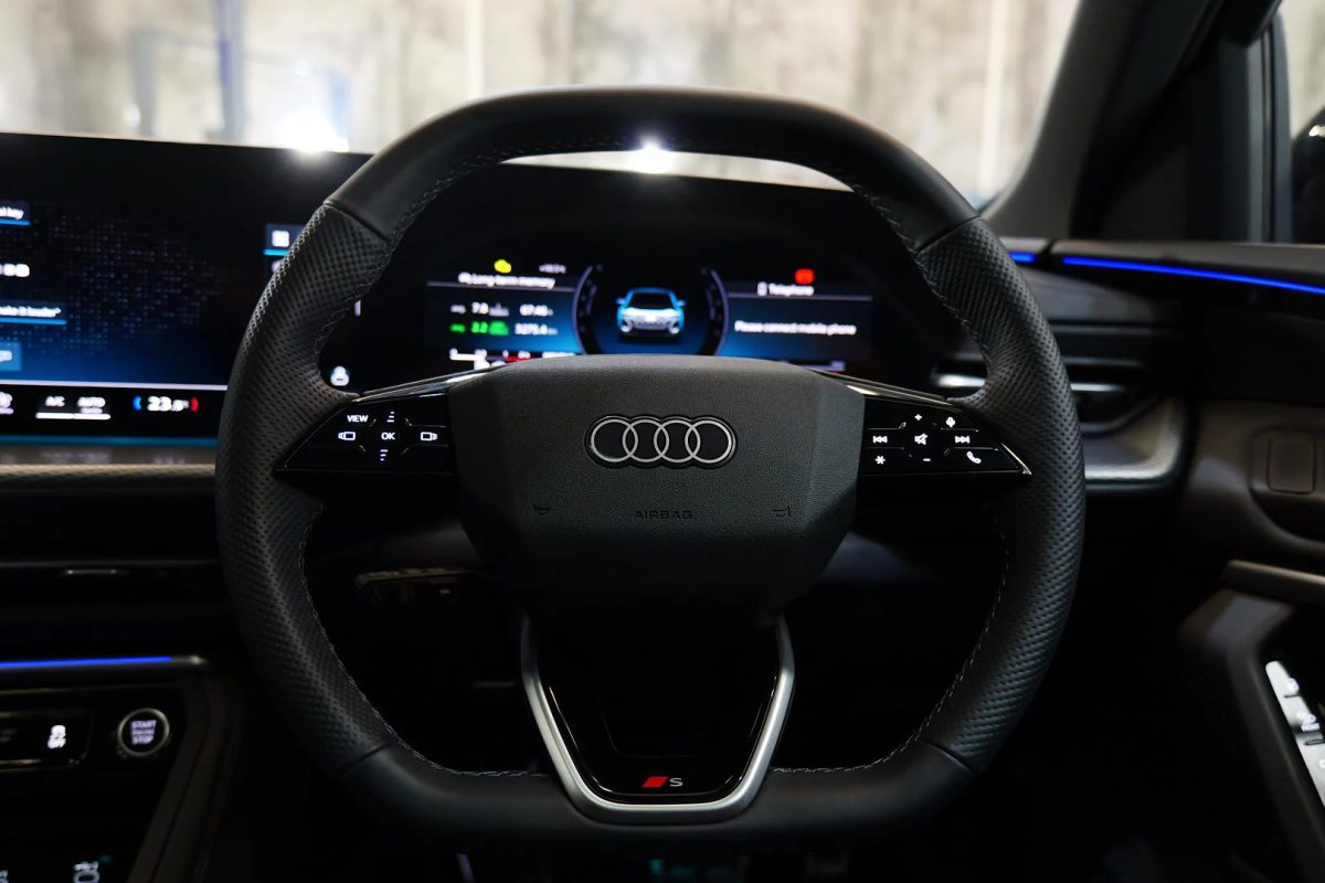 Audi Q5 SUV e-hybrid quattro S tronic