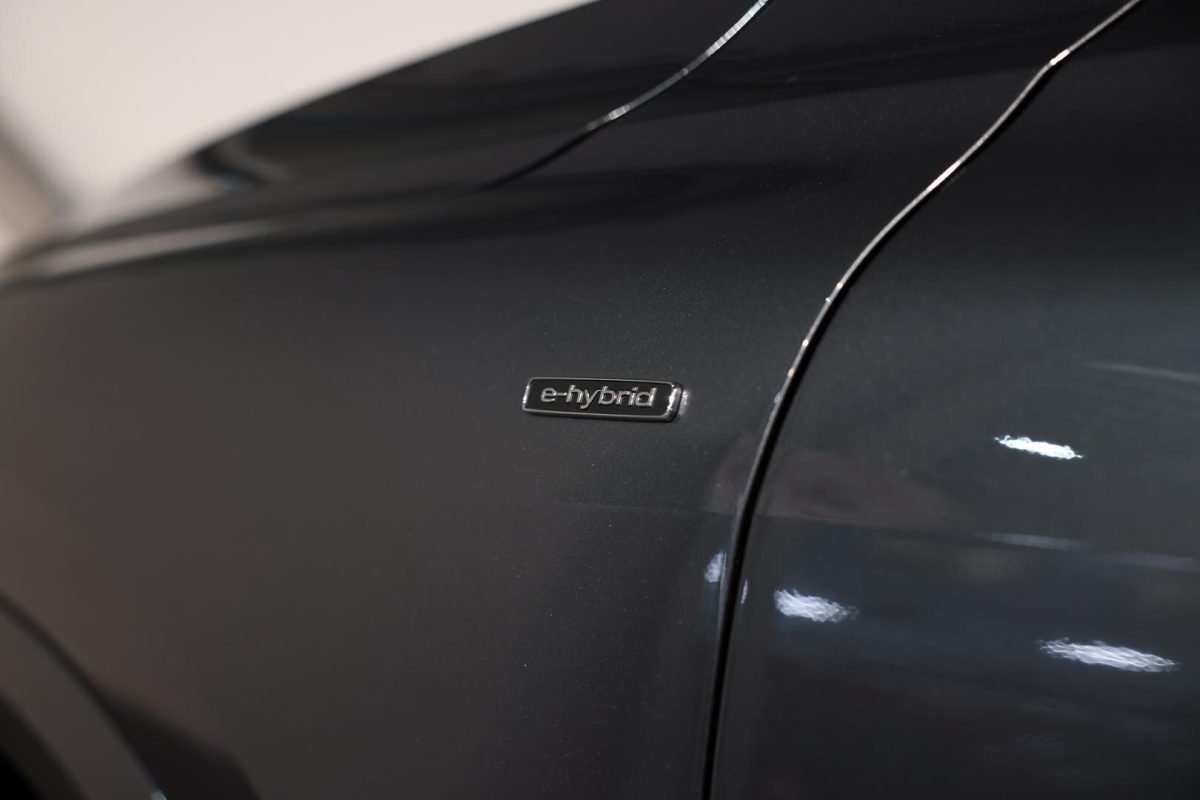 Audi Q5 SUV e-hybrid quattro S tronic