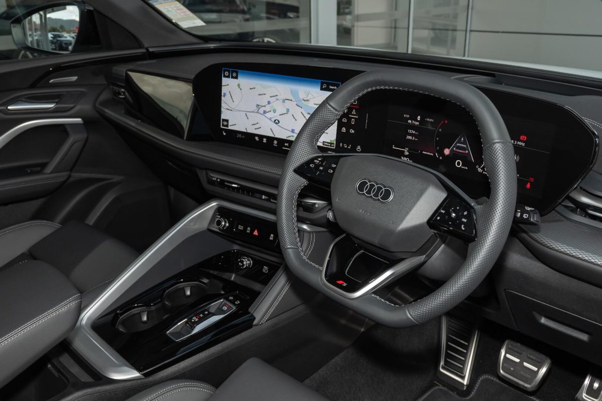 Audi Q5 SUV TFSI quattro 200 kW sport