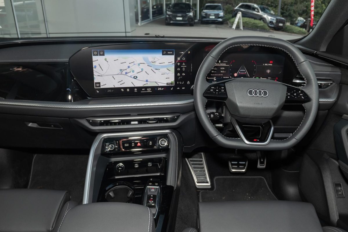 Audi Q5 SUV TFSI quattro 200 kW sport