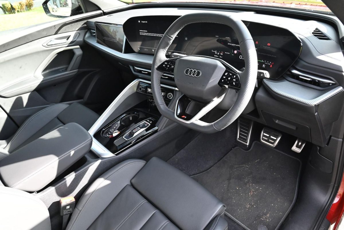 Audi Q5 SUV e-hybrid quattro S tronic