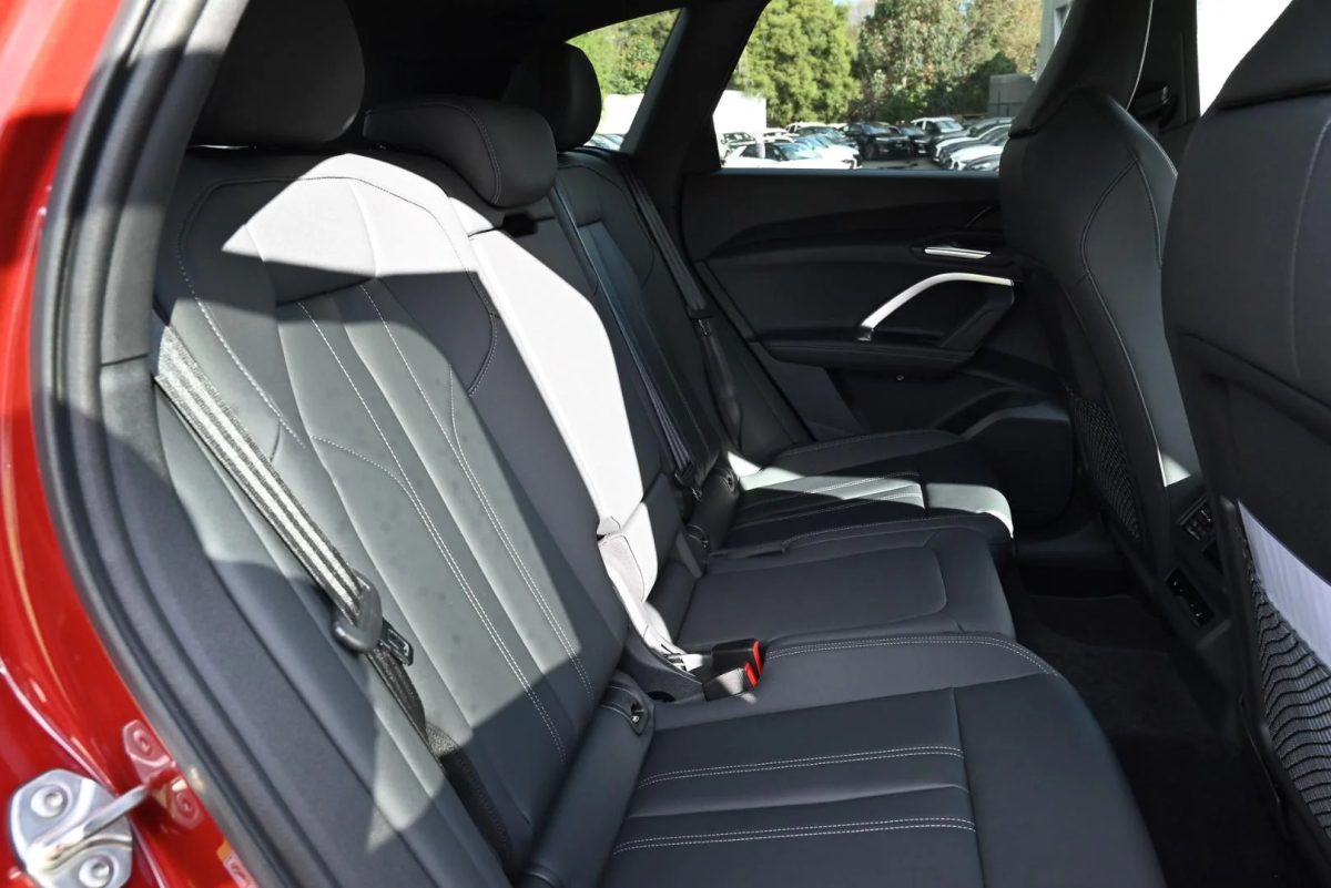 Audi Q5 SUV e-hybrid quattro S tronic