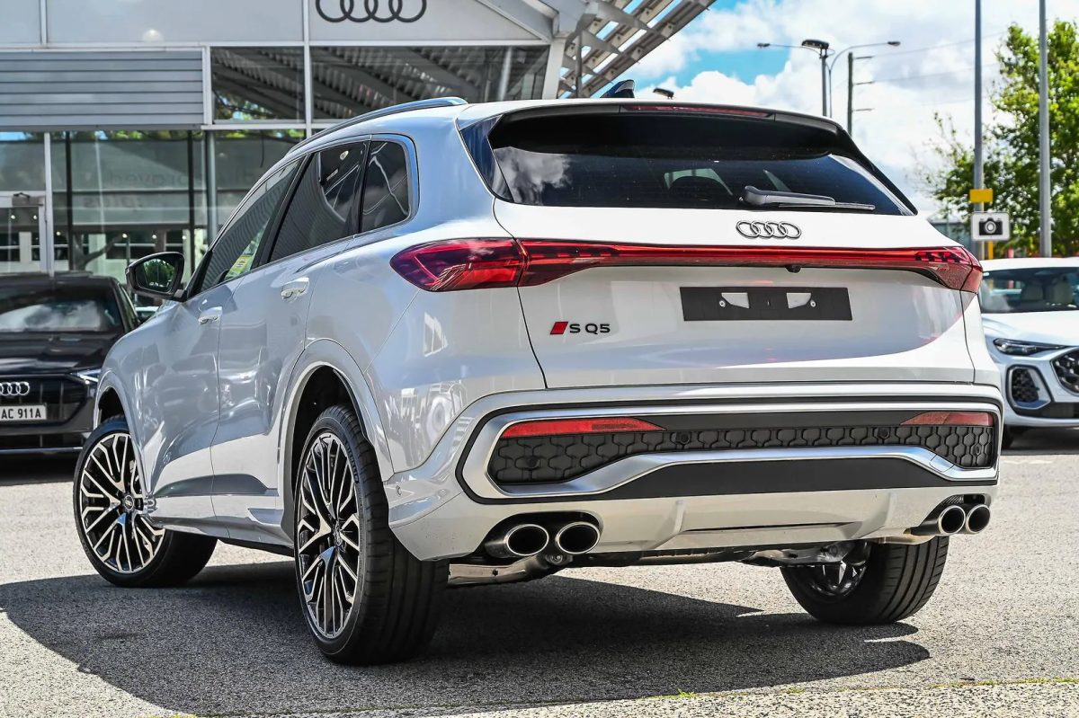 Audi SQ5 SUV TFSI 270 kW