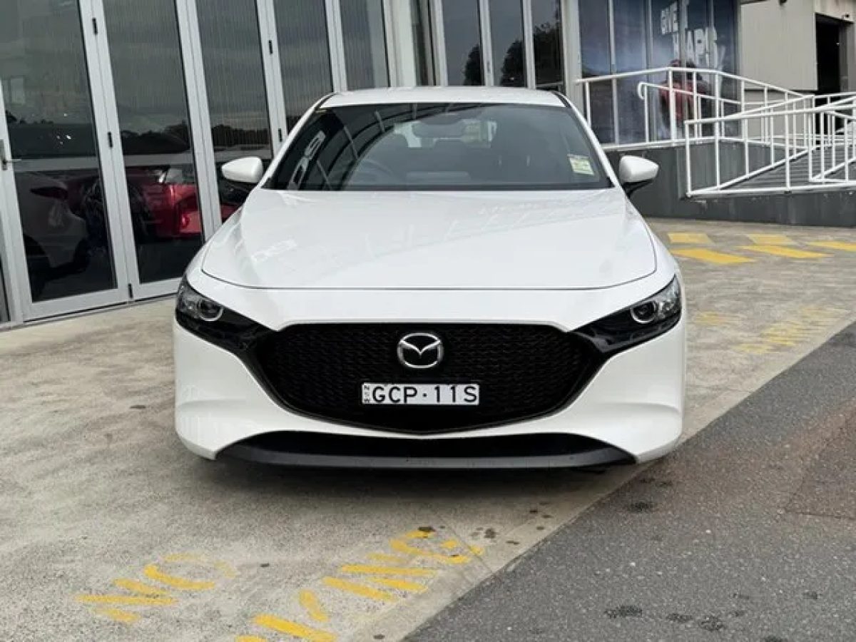 2026 Mazda 3 BP2H7A G20 SKYACTIV-Drive Evolve Snowflake White Pearl 6 Speed Sports Automatic