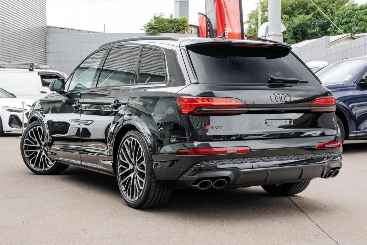 Audi SQ7 TFSI quattro tiptronic