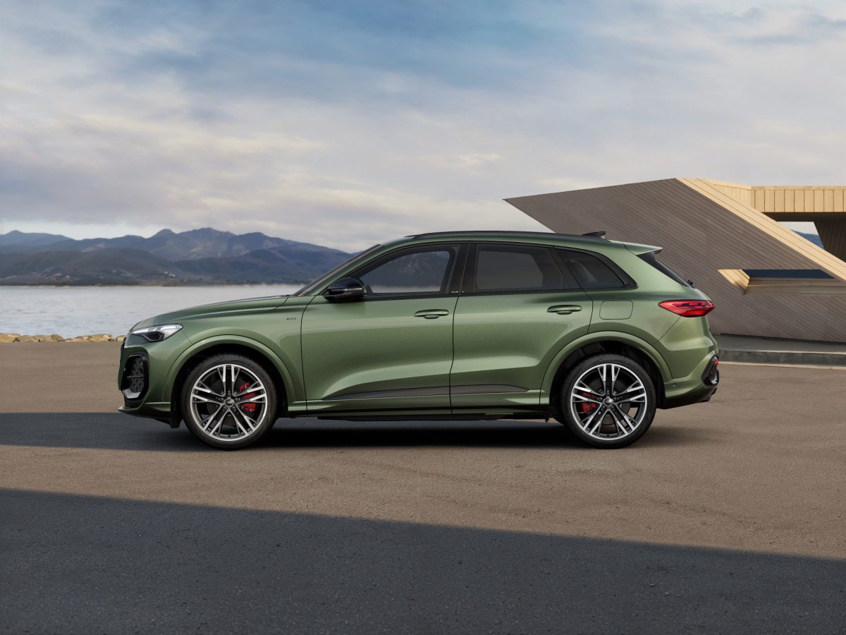 Audi Q5 SUV e-hybrid quattro S tronic