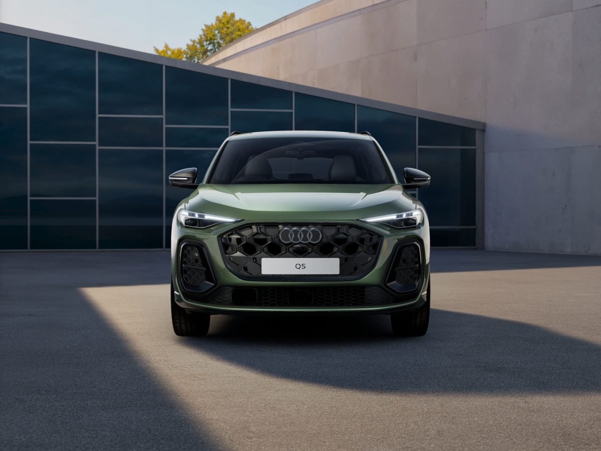 Audi Q5 SUV e-hybrid quattro S tronic