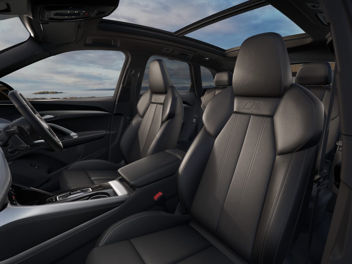 Audi Q5 SUV e-hybrid quattro S tronic