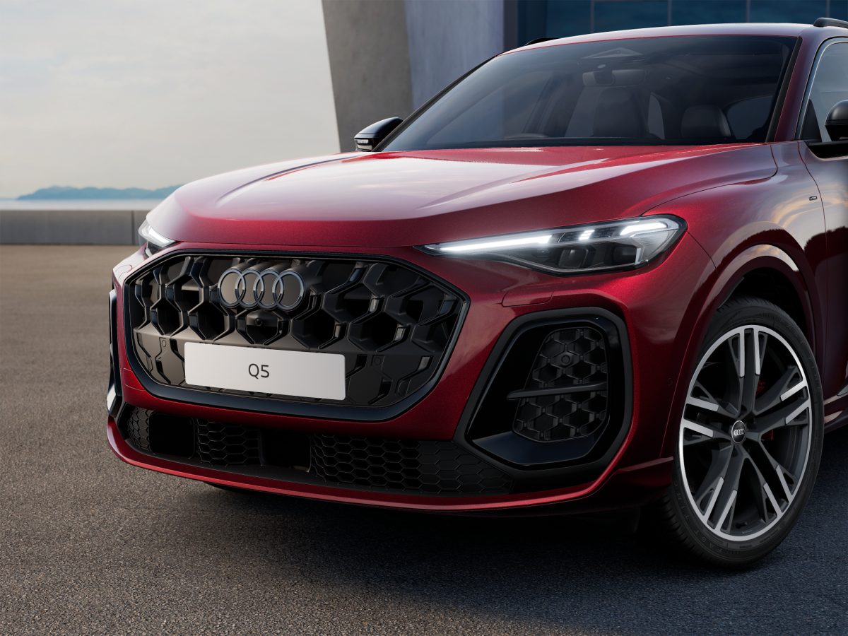 Audi Q5 SUV e-hybrid quattro S tronic
