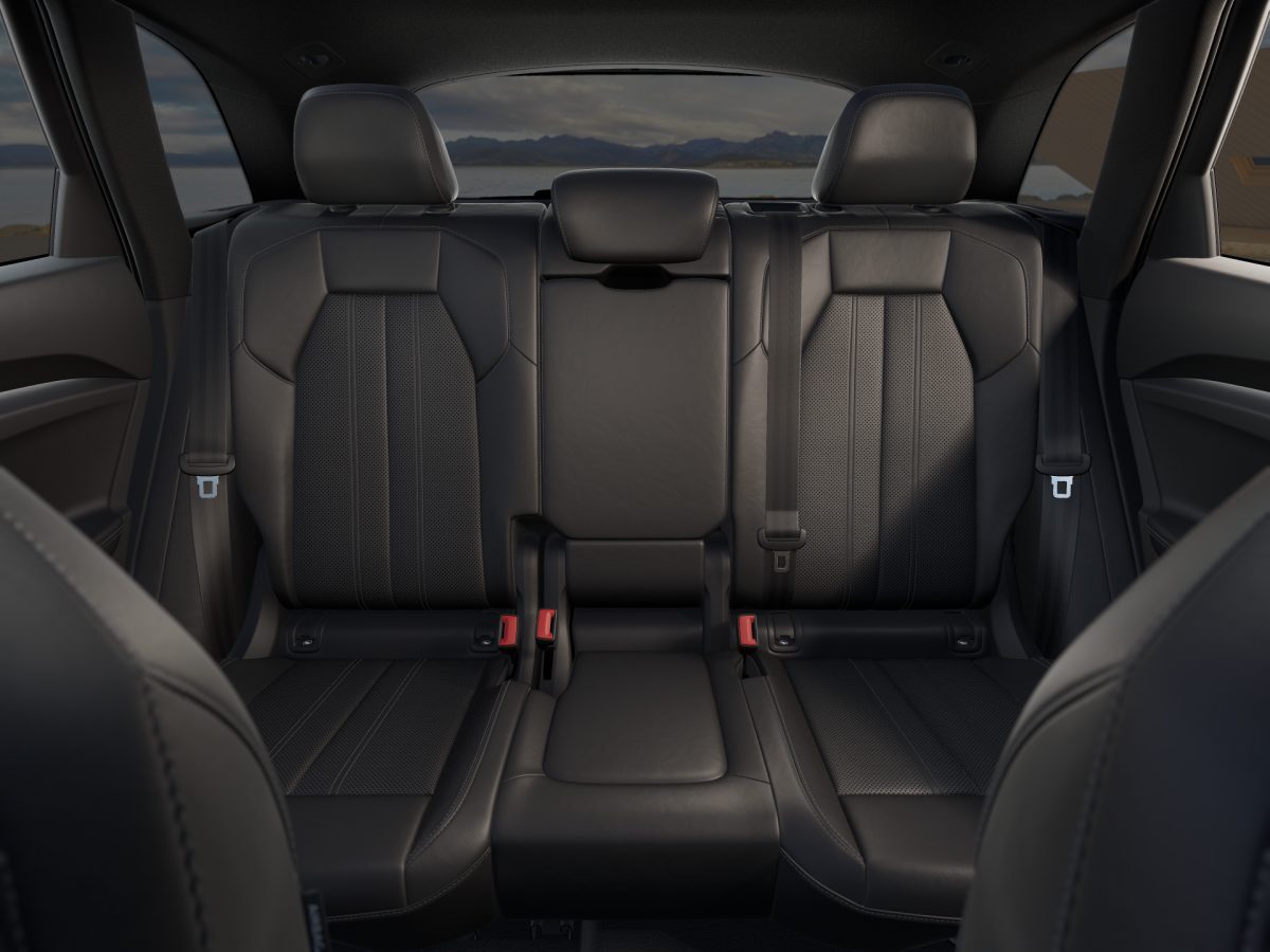 Audi Q5 SUV e-hybrid quattro S tronic