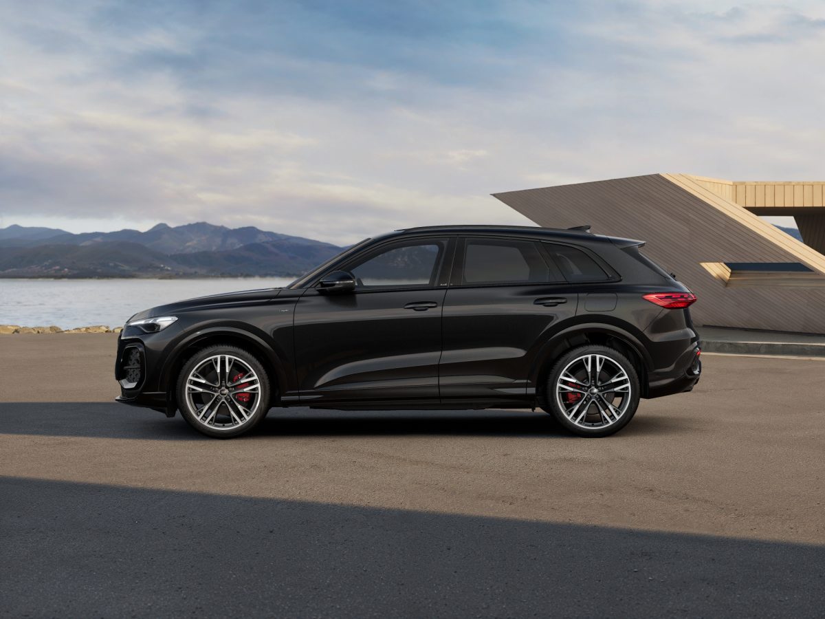Audi Q5 SUV e-hybrid quattro S tronic