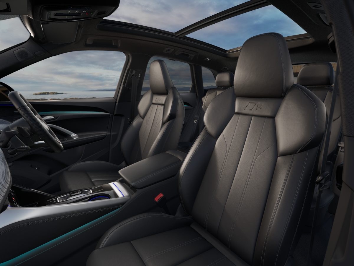 Audi Q5 SUV e-hybrid quattro S tronic