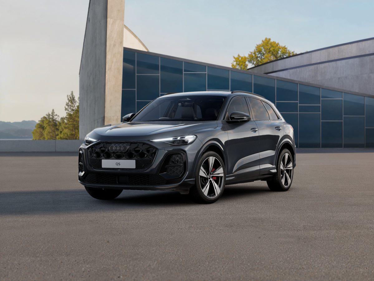 Audi Q5 SUV e-hybrid quattro S tronic