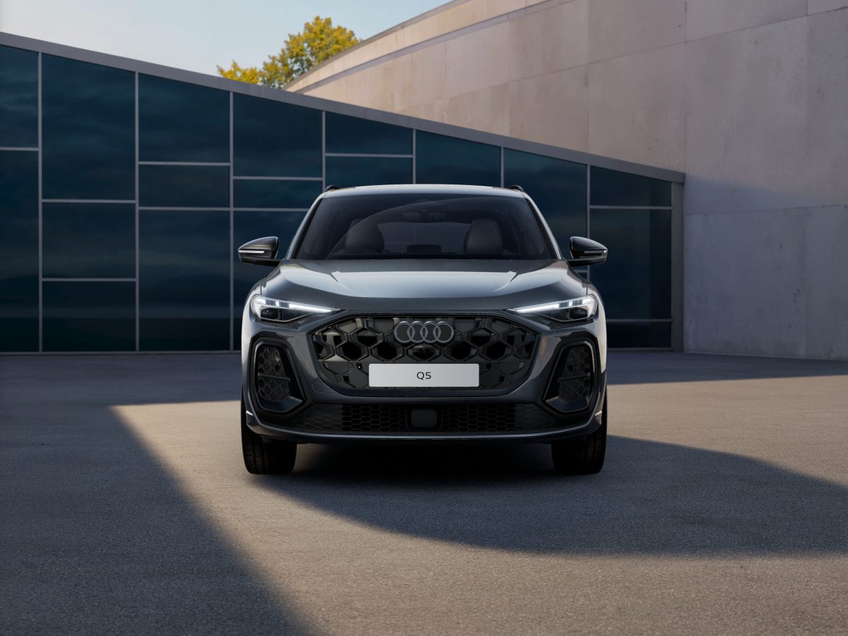 Audi Q5 SUV e-hybrid quattro S tronic