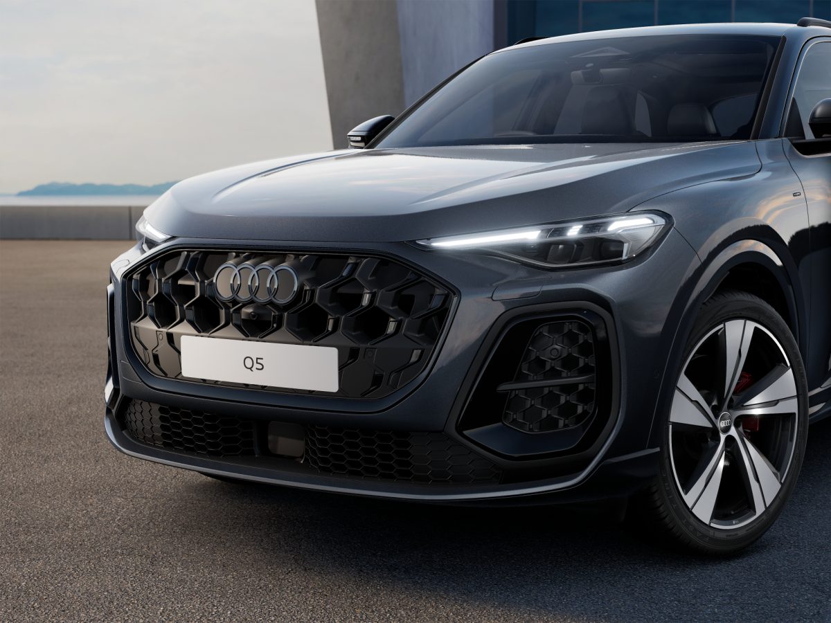 Audi Q5 SUV e-hybrid quattro S tronic