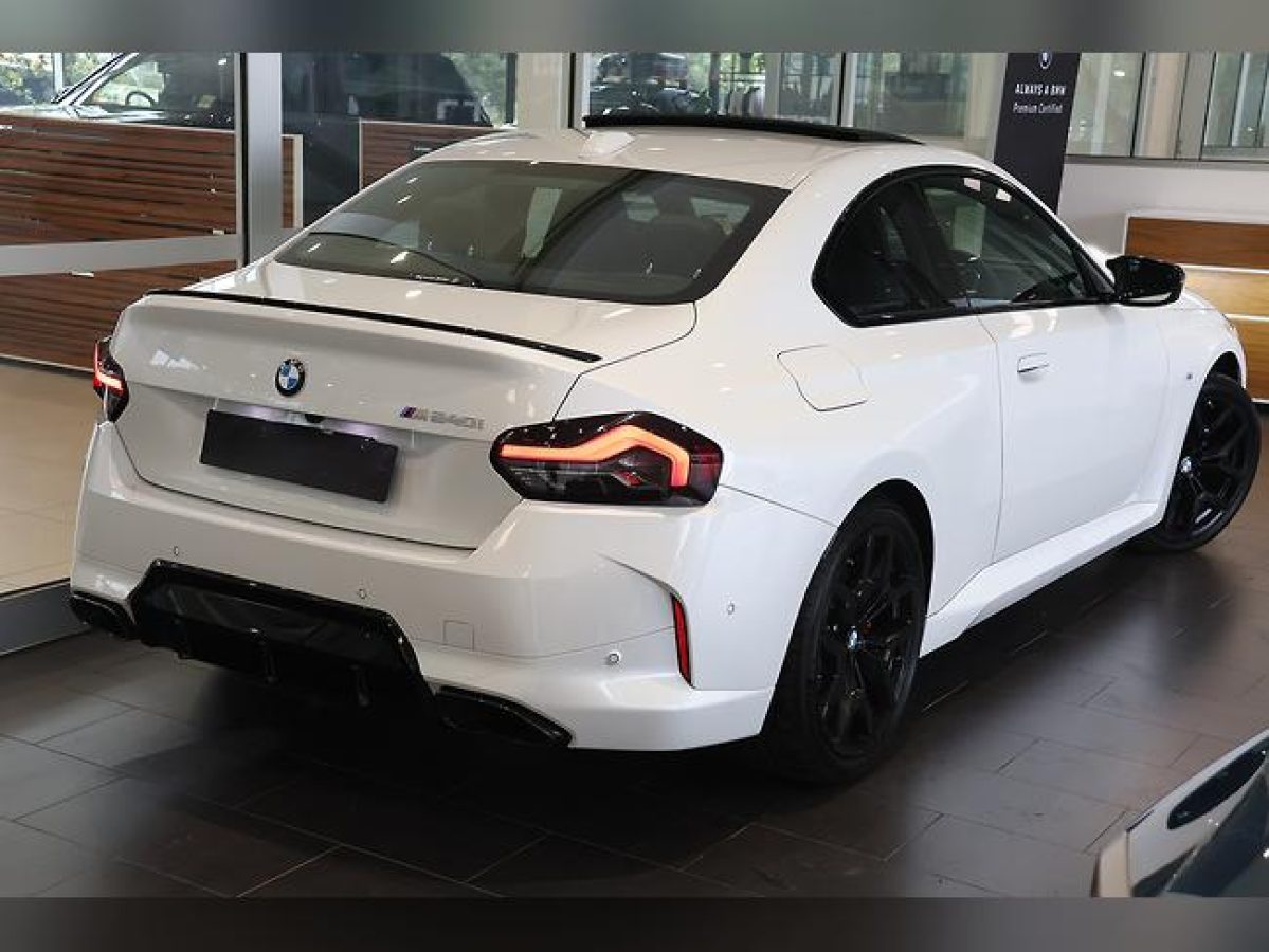 2025 BMW M240i xDrive Sports Automatic
