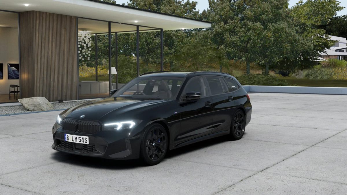 2026 BMW 330i Touring Automatic