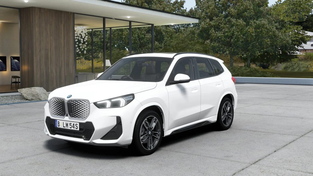 2026 BMW iX1 xDrive30 Automatic